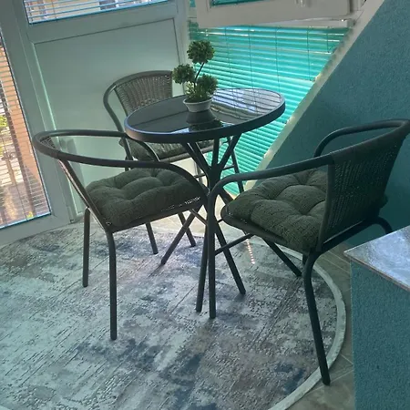 Sunrise Sea Garden Apartment Burgas